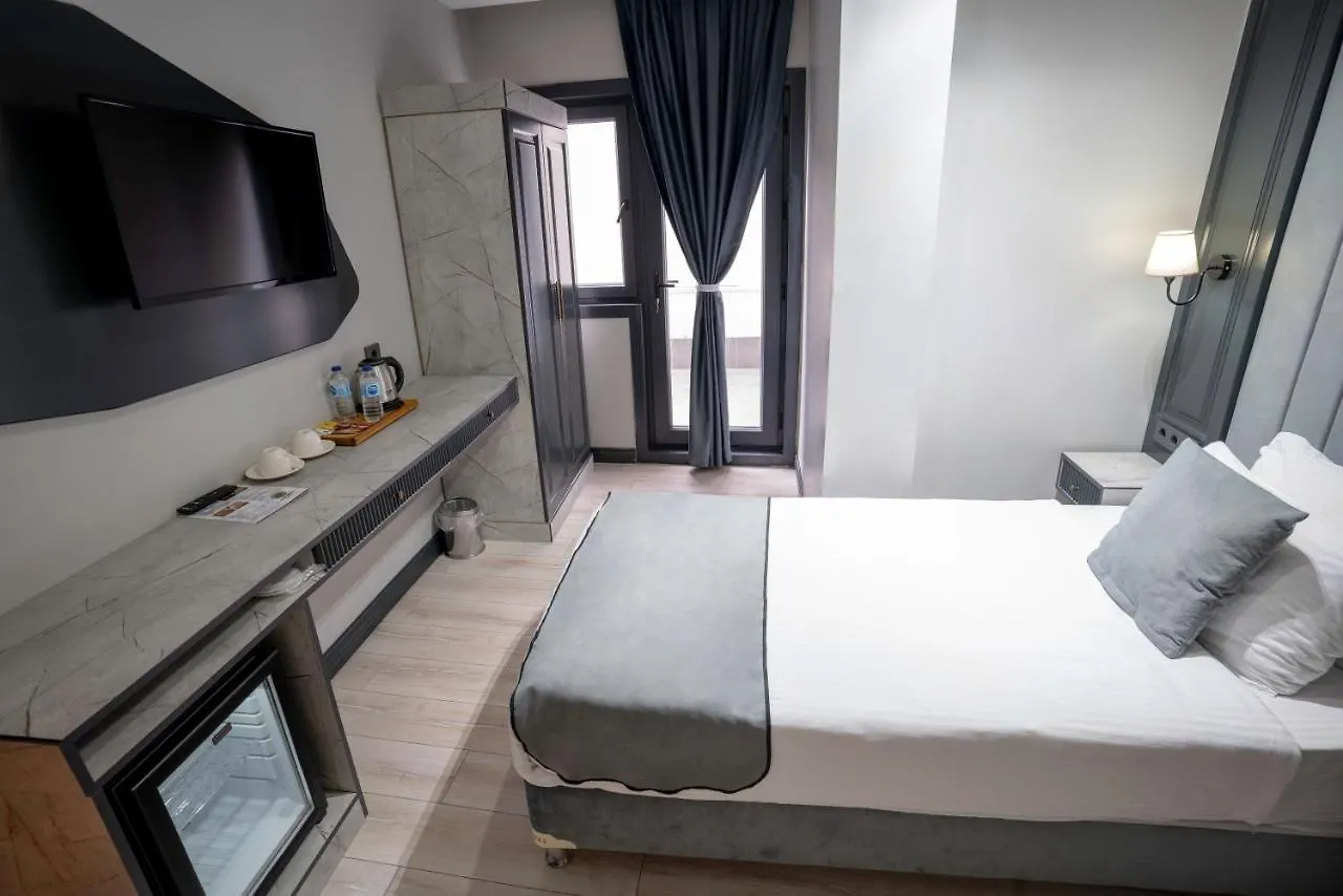 Express Plus Hotel Istanbul